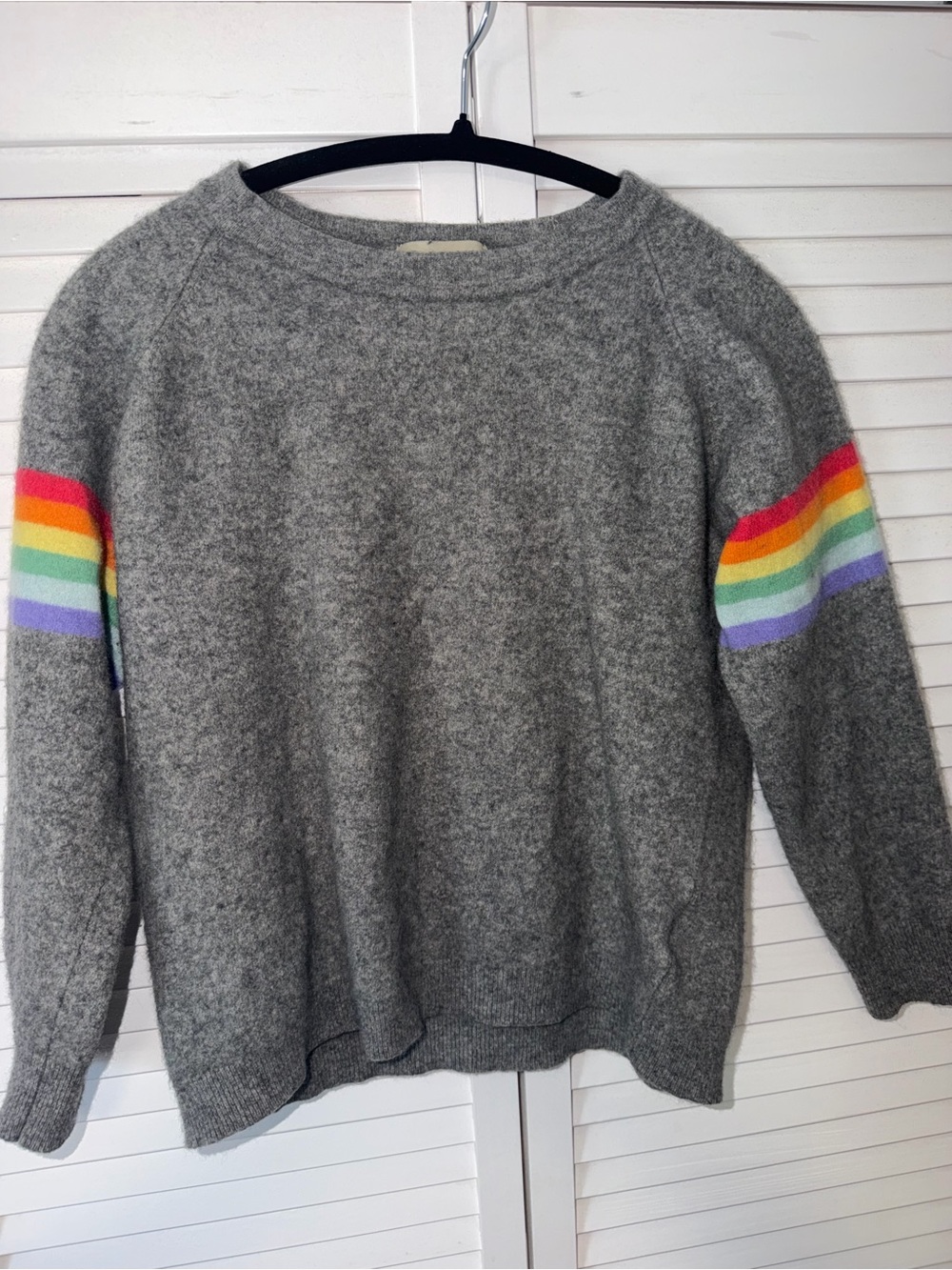 Jumper 1234 Gray Crewneck Sweater with Rainbow Sleeve Stripes 100% Cashmere